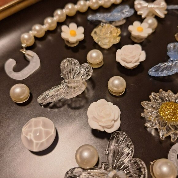 Shoe Charm Mix Faux Pearl Embellishments Flowers Classy Daisy Butterflies - Picture 5 of 6